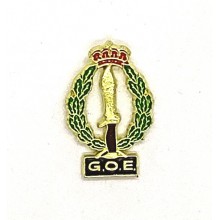 Pin escudo COE. Modelo 093
